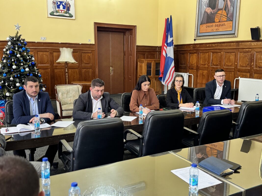 NAJNOVIJA VIJEST! Gradonačelnik Petrović je juče bio u radnoj posjeti ulici SREMSKOJ u Bijeljini!