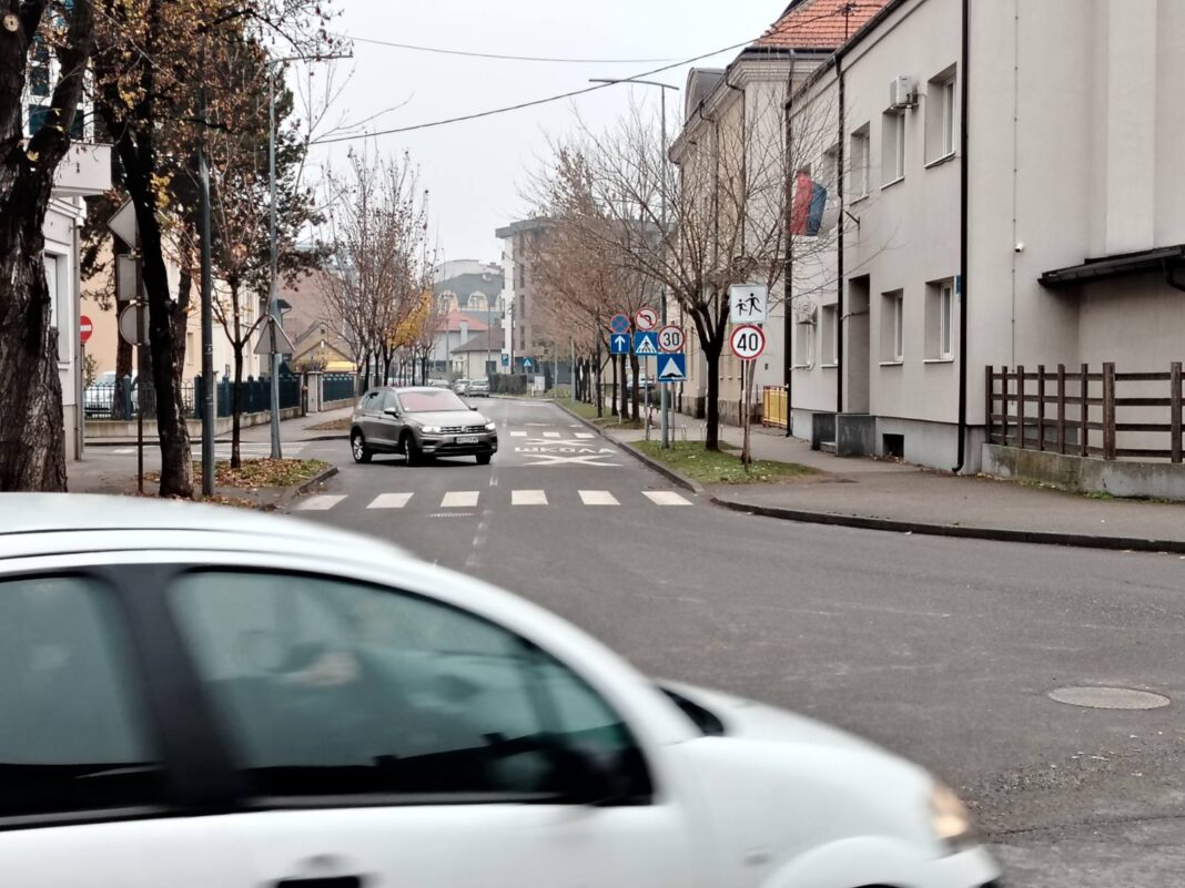 Ulica Vojvode Stepe sa svojim saobraćajnim“biserima“?