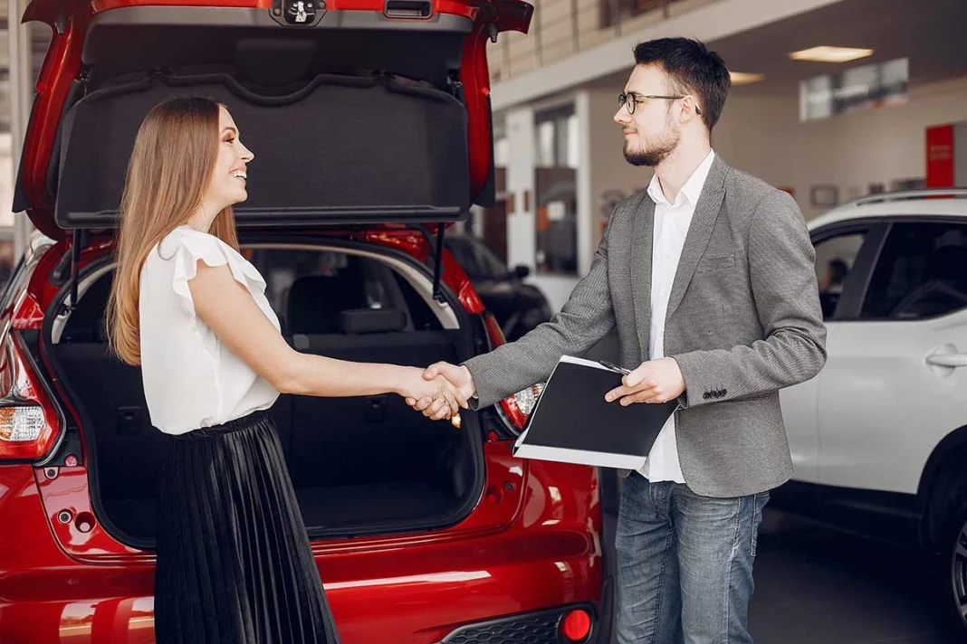 Više od 45.000 auta stiglo u BiH, skočio uvoz električnih i hibrida!